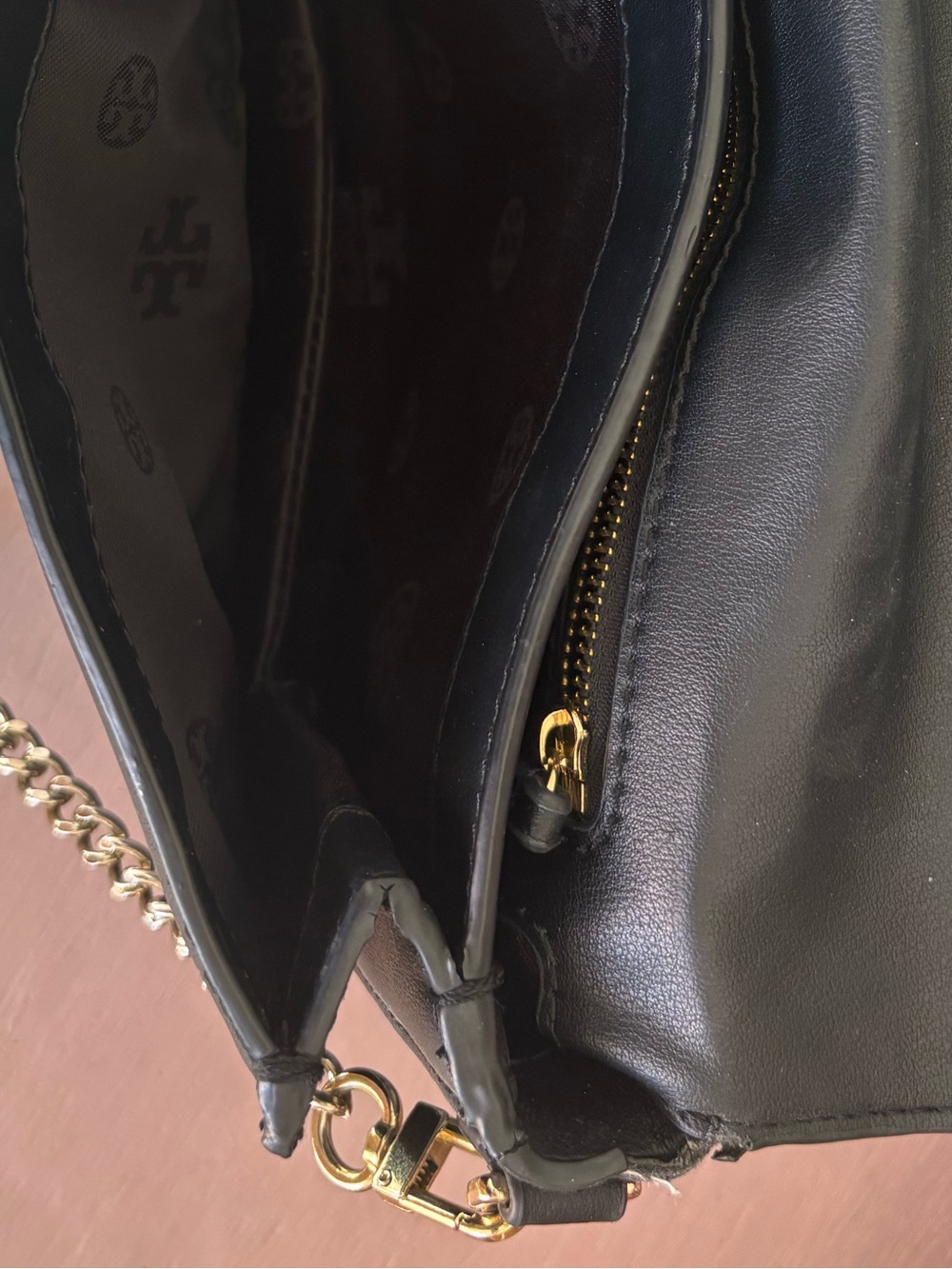Tory Burch Isabella Clutch- Black Leather Logo Chain Crossbody - Picture 7 of 16